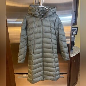 Patagonia down parka